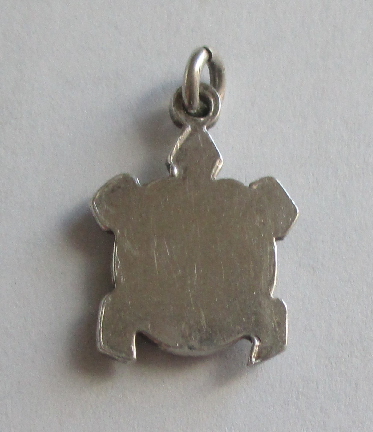 11/16in VINTAGE STERLING SILVER RED ENAMEL SEA TURTLE ANIMAL CHARM