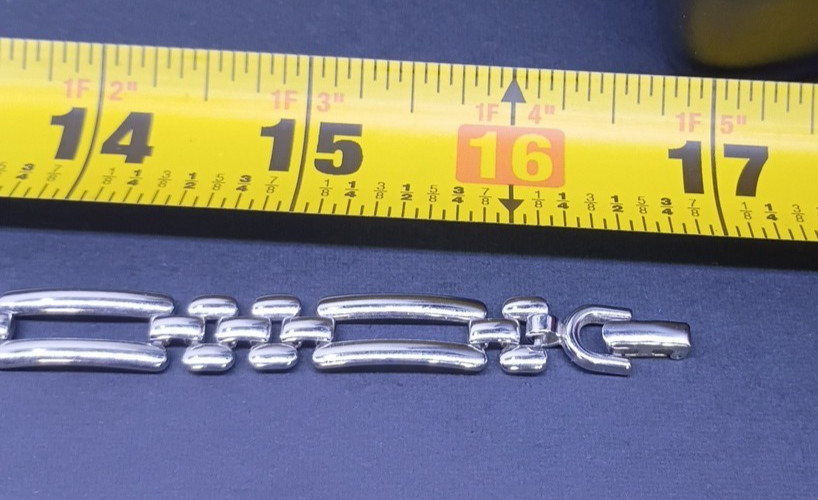 Monet Silver Tone Panther Chain Link Choker Necklace 17″ Vintage
