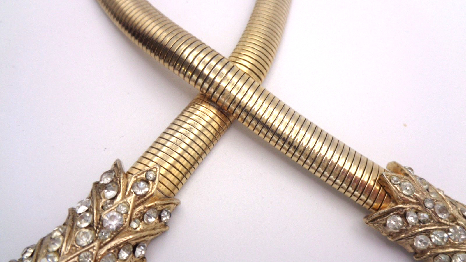 Fabulous Vintage Gold Tone Omega Double Rhinestone Snake Head Necklace