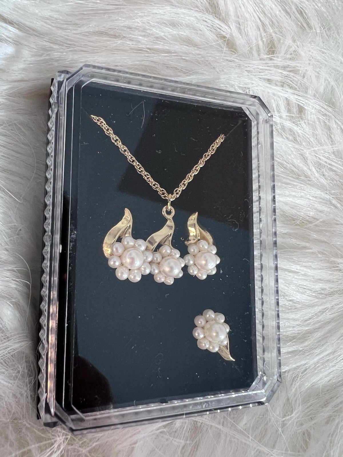 Genuine VTG Natural Freshwater Pearl Necklace Set Earrings & Brooch Elegant Gift