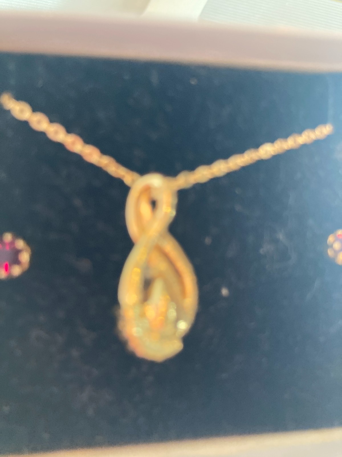 Vintage Avon Simulated Garnet Necklace and Earring Set Teardrop-Shaped Pendant