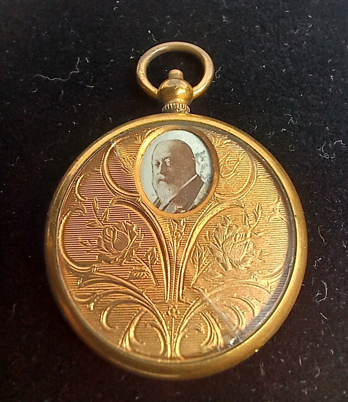 Early Gold Filled Unusual Mechanical Miniature Royalty Photos Locket Pendant