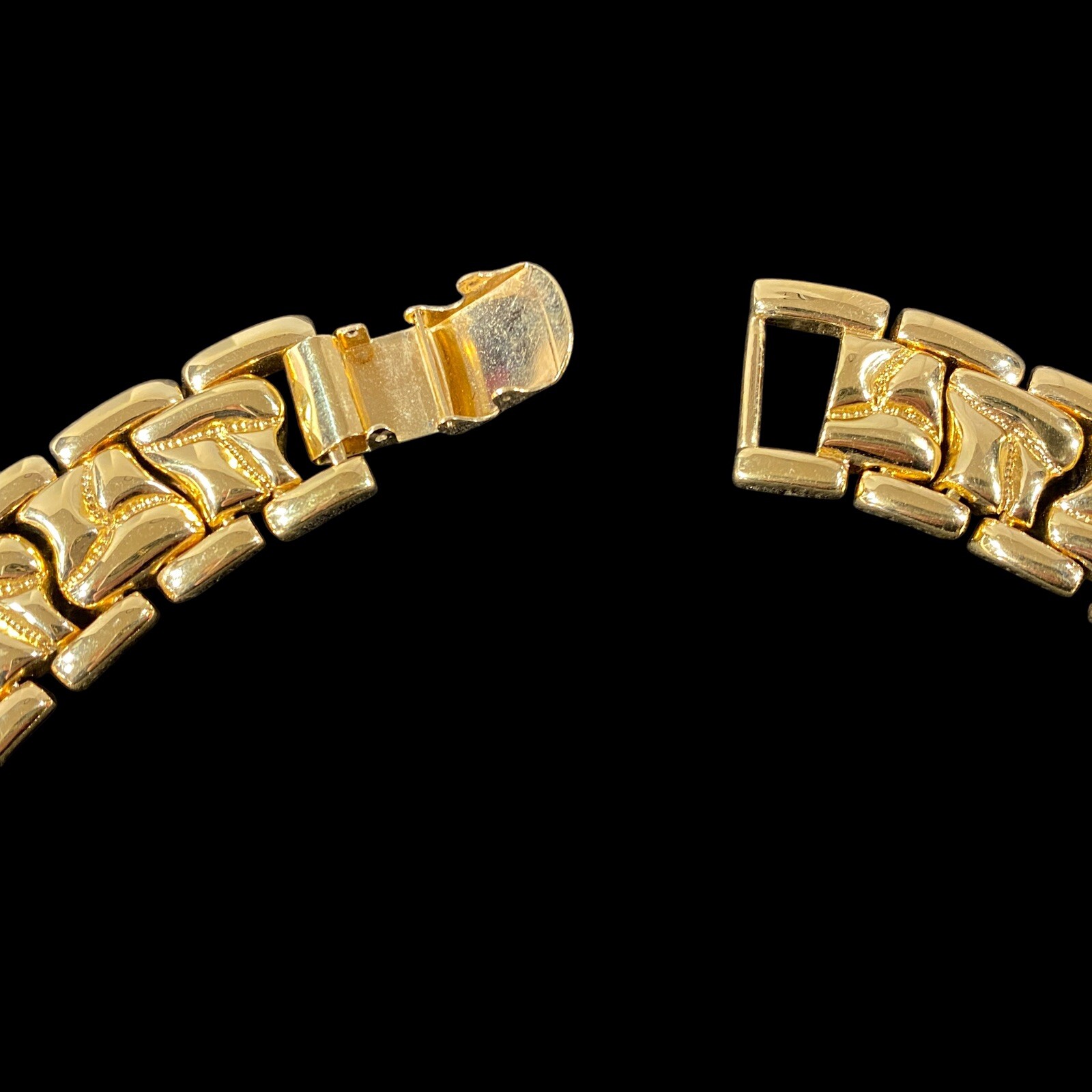 Vintage Gold Tone Linked Choker Collar Statement Necklace 12 in
