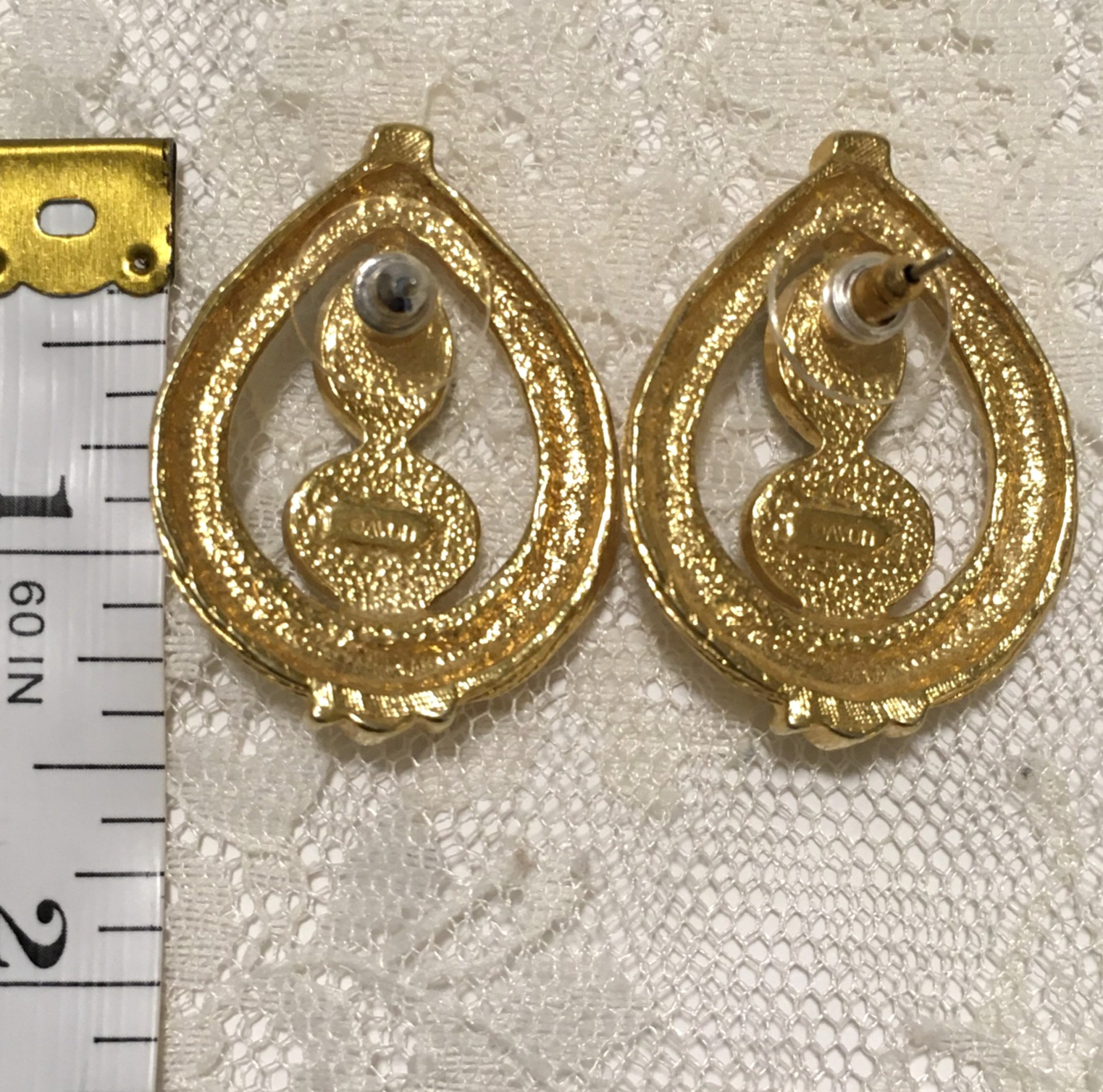 Vintage Statement Earrings Gold Tone Black White Cabochons Textured Teardrop