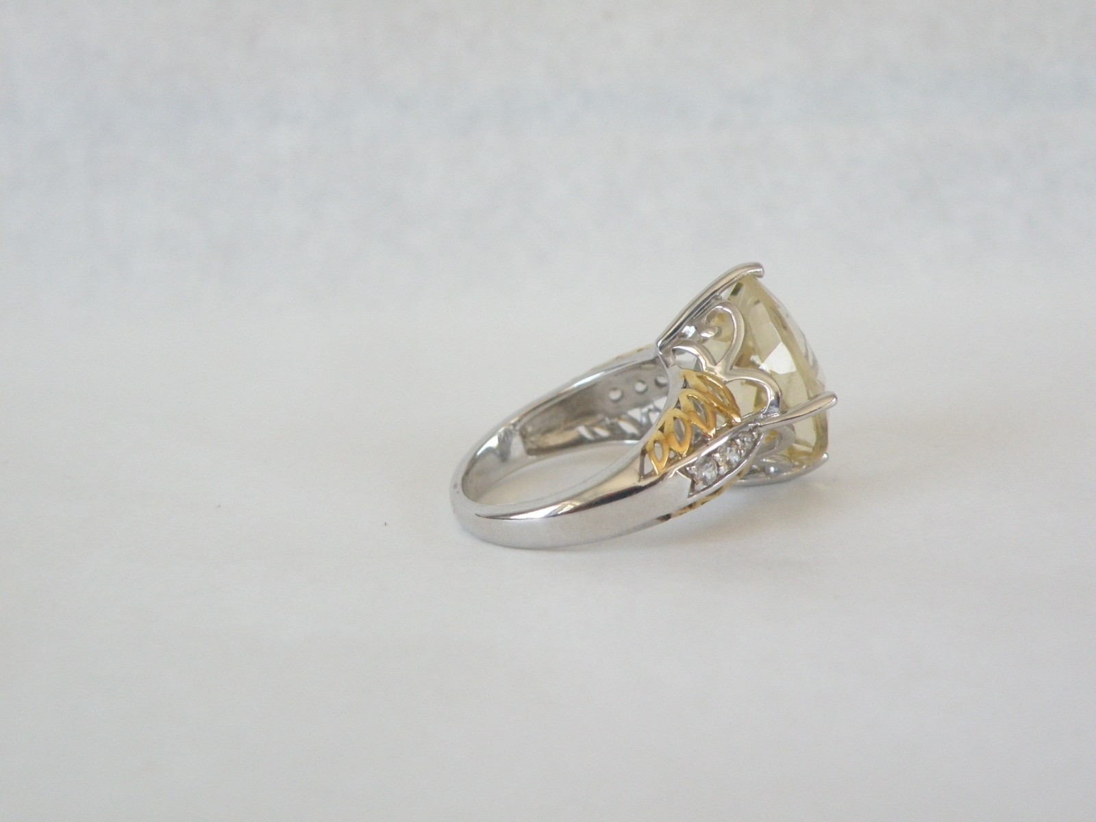 Vintage Sterling Silver 925 Large Natural Yellow Labradorite Ring Size 6