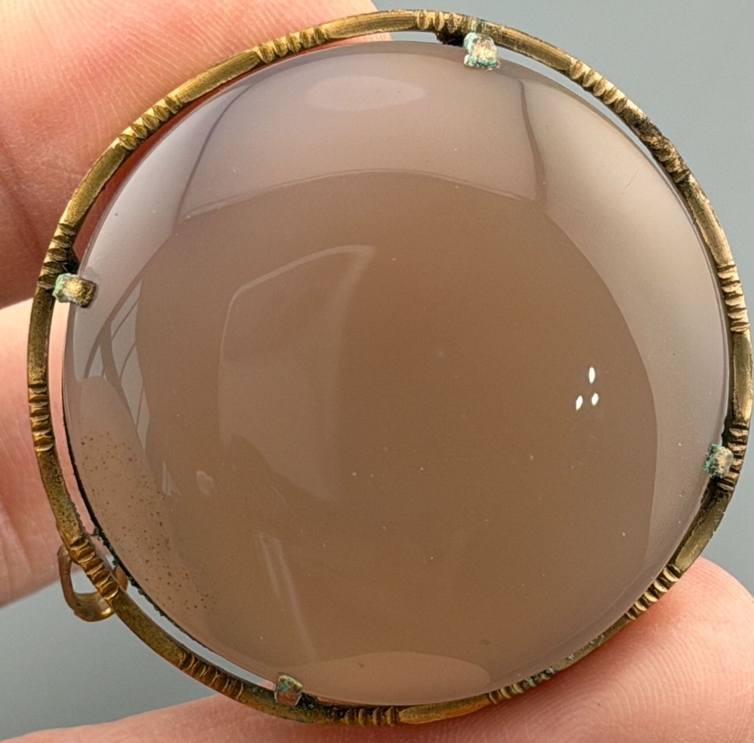 Vintage Lavender Stone Brooch Pendant Gold Tone Mount Convertible 1 3/4″
