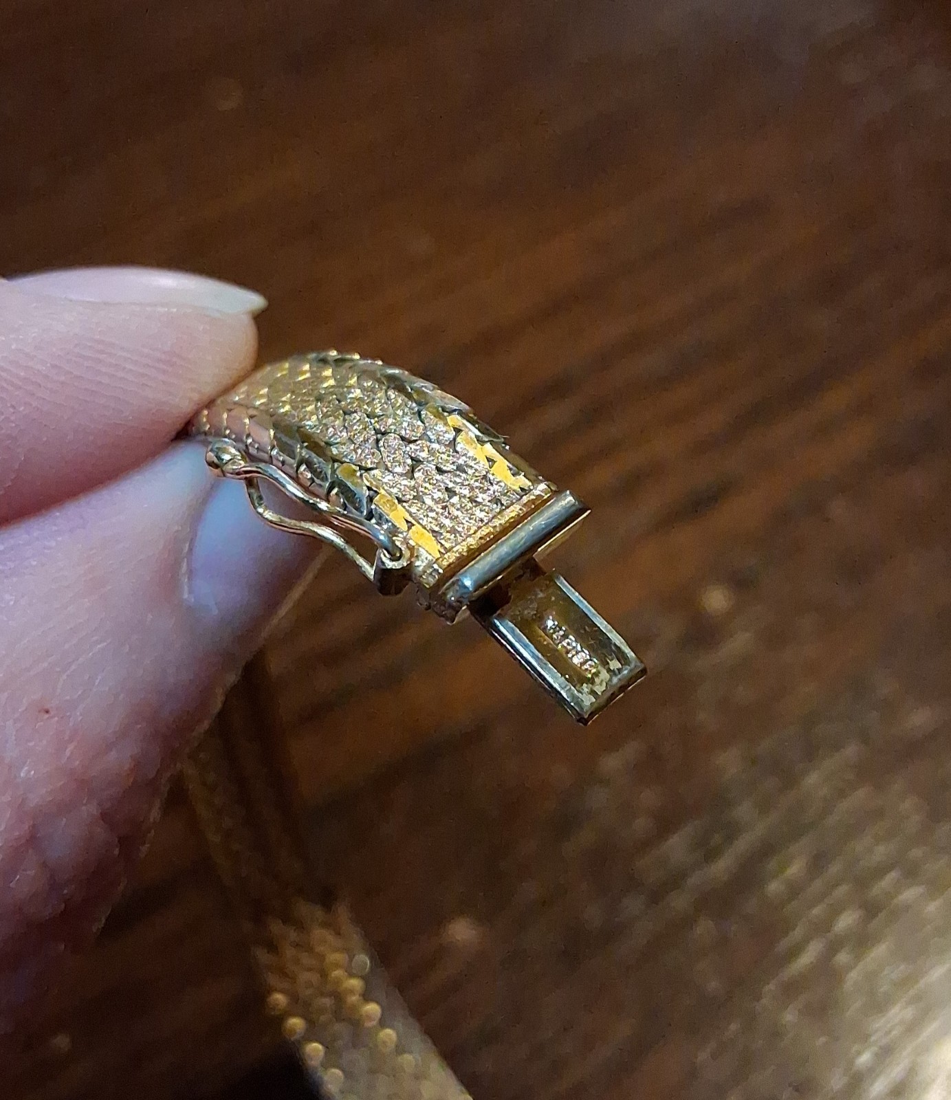 Vintage Napier Goldtone Textured Chain Mesh Bracelet Some Wear See Pics/Descrip