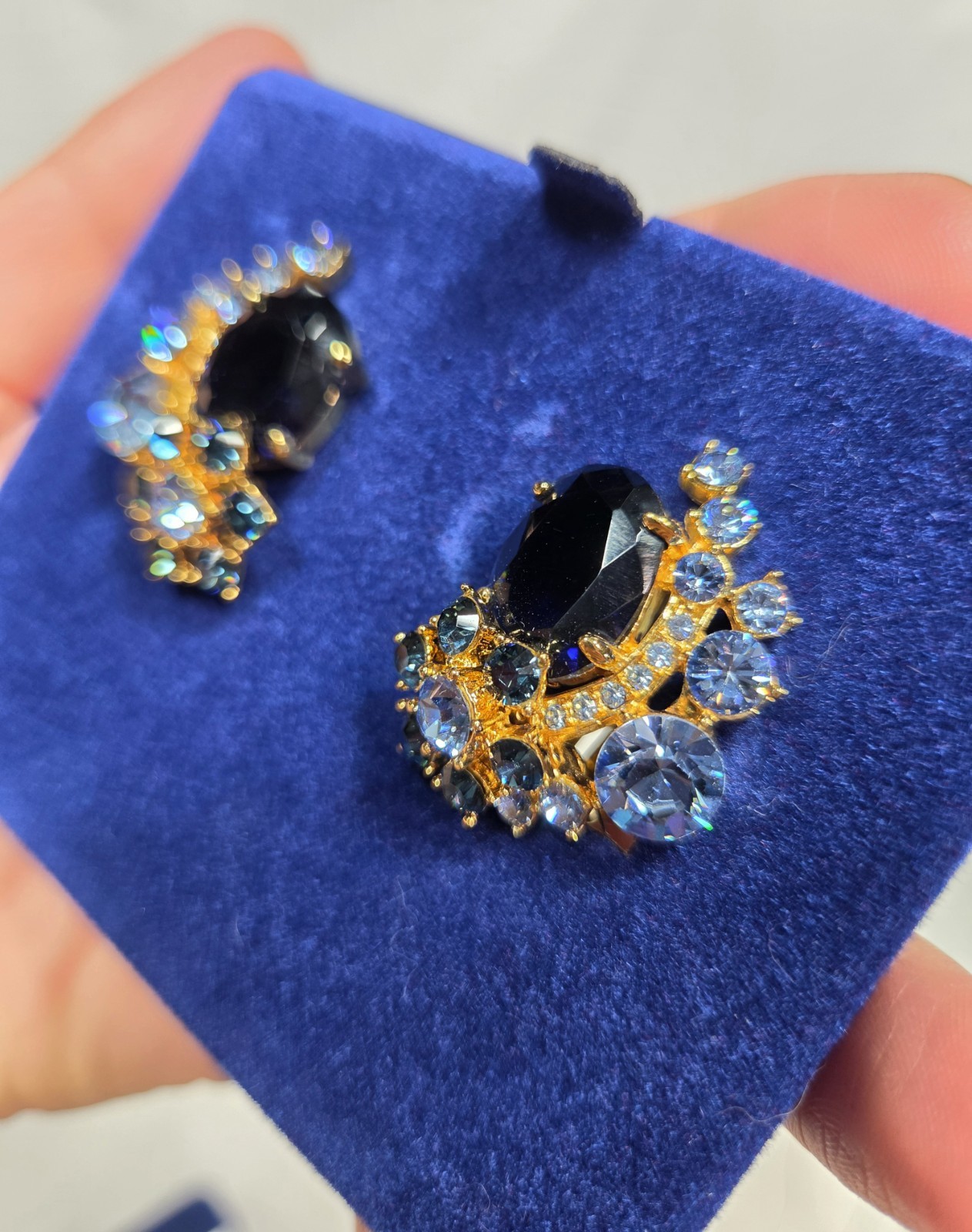 Vintage Jacqueline Kennedy Camrose & Kross French Blue Crystal Earrings Set Cert