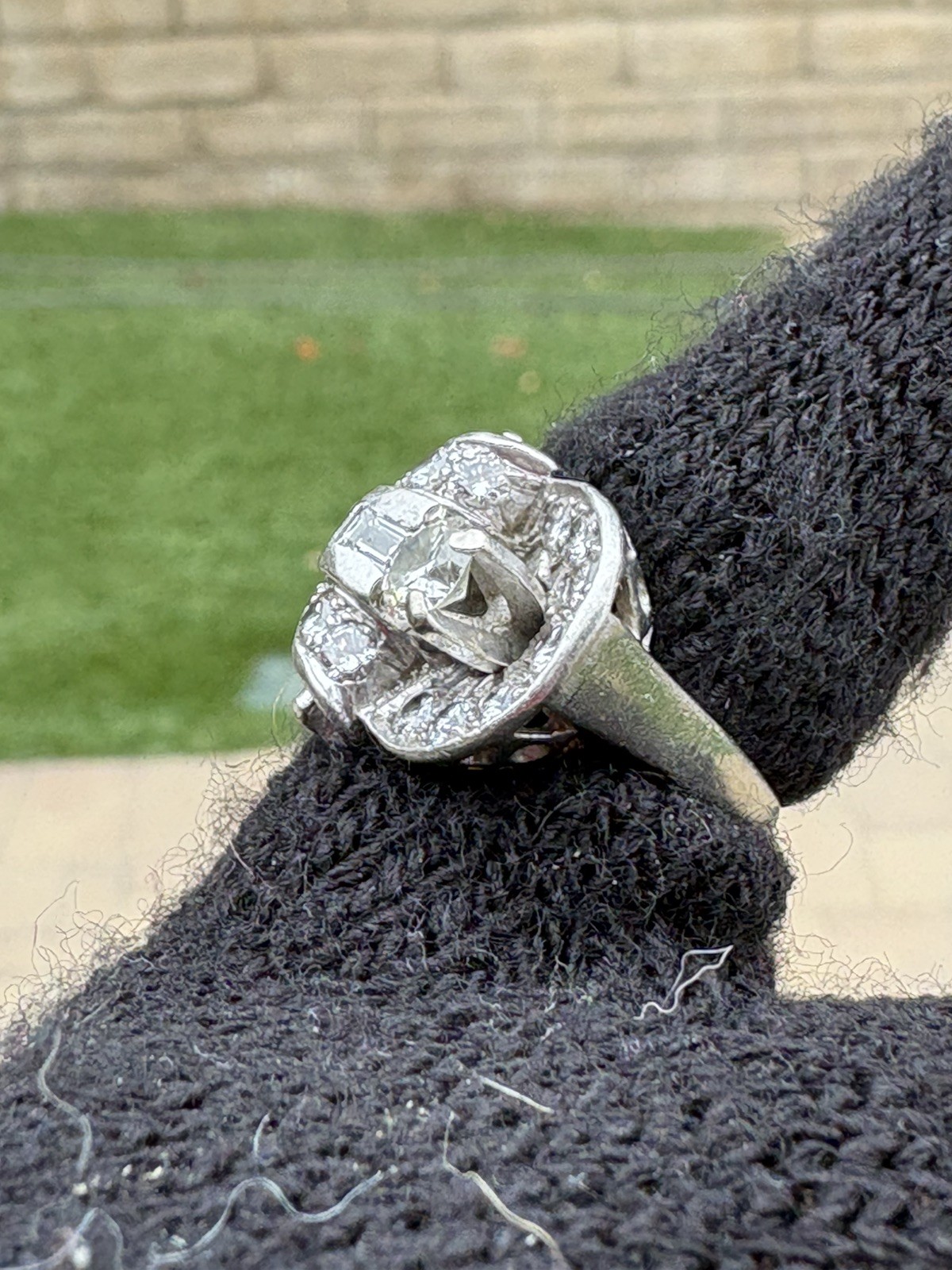 Antique Art Deco 18K 11.61 grams White Gold and diamonds