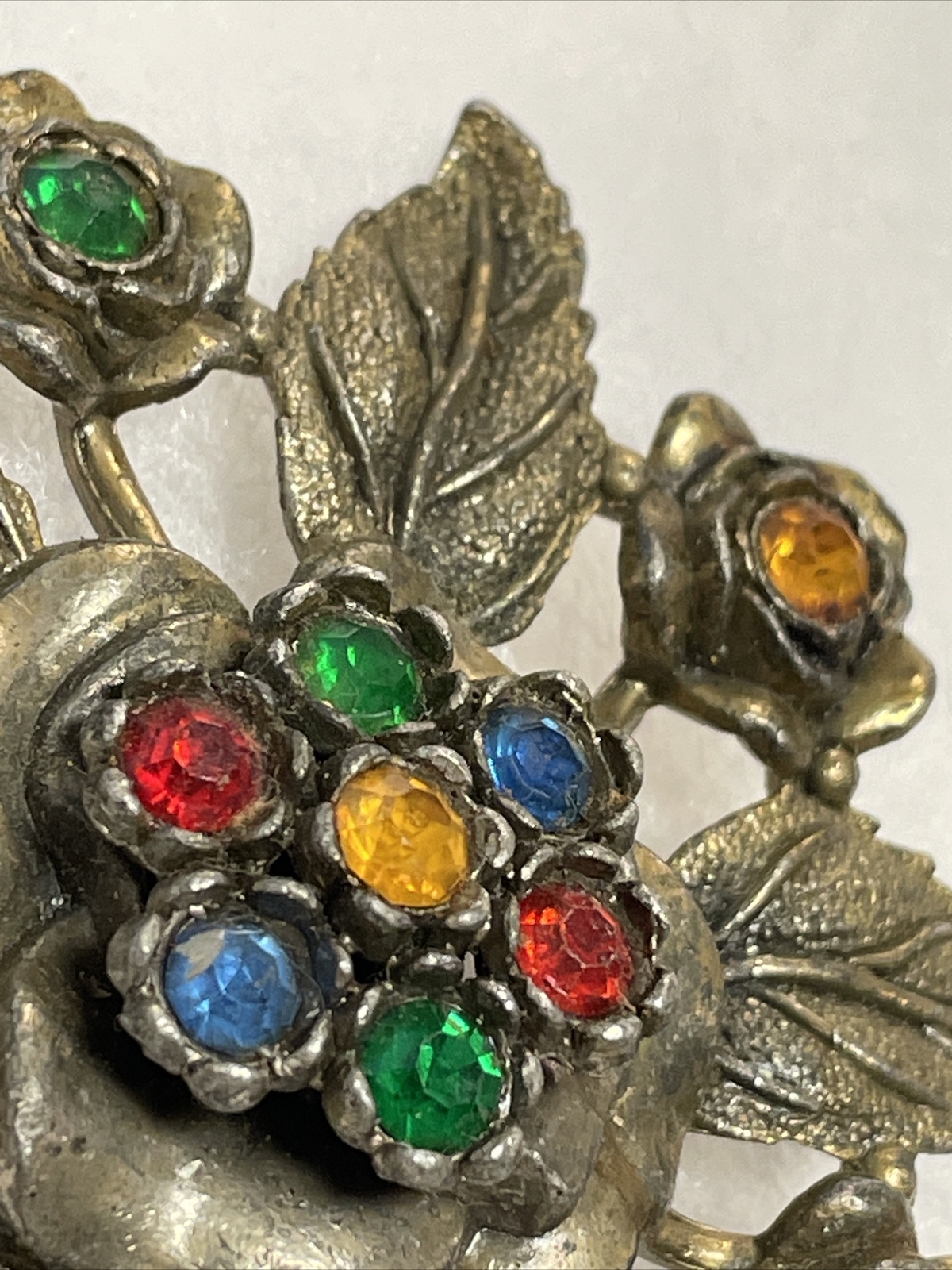 LITTLE NEMO LN/25 MULTICOLOR RHINESTONE ROSE FLOWER VINTAGE PIN BROOCH