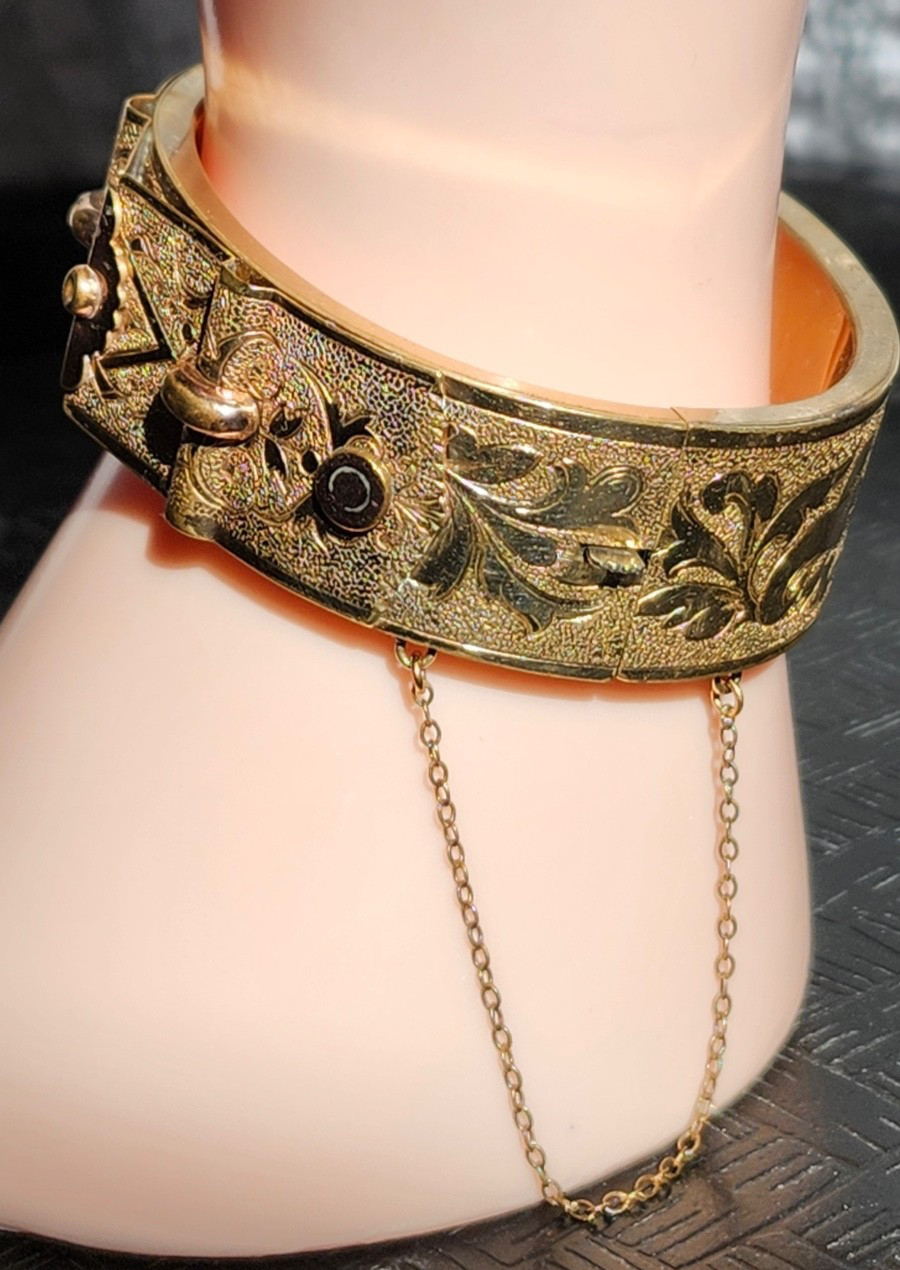 Vintage Bates & Bacon Bangle Bracelet in Rolled Gold