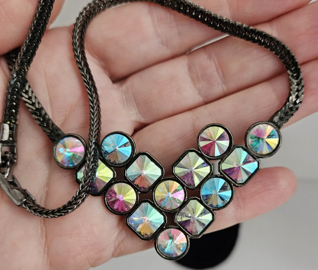 VINTAGE YSL YVES SAINT LAURENT AURORA BOREALIS V NECKLACE Great Condition!!