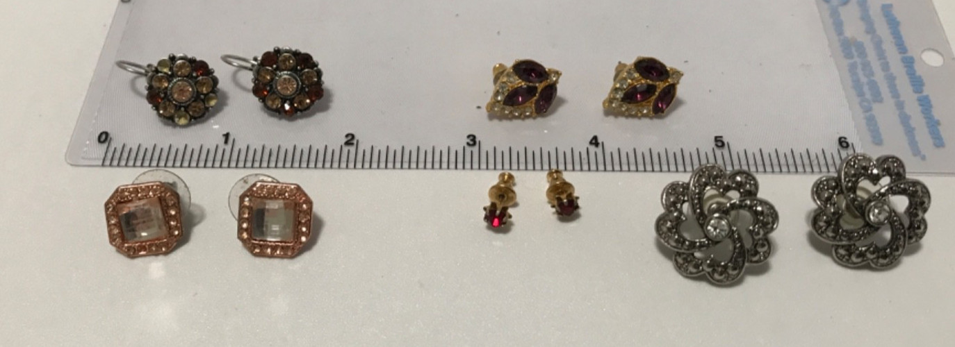 Pretty Vintage Rhinestone Bling Assorted Jewelry Lot 22 Pieces