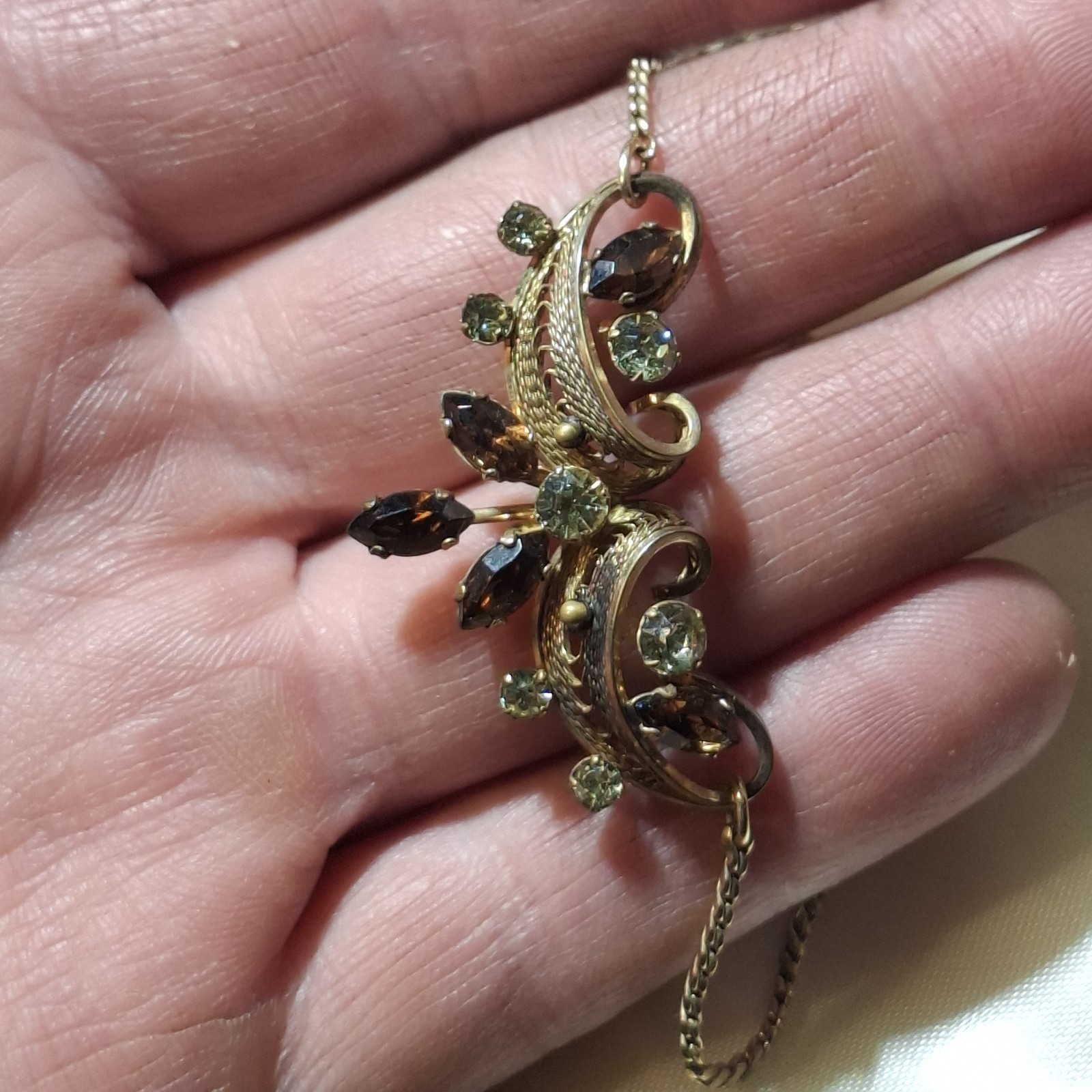 VAN DELL 12KT Gold Filled Rhinestone Filigree Necklace & Earrings Original Box