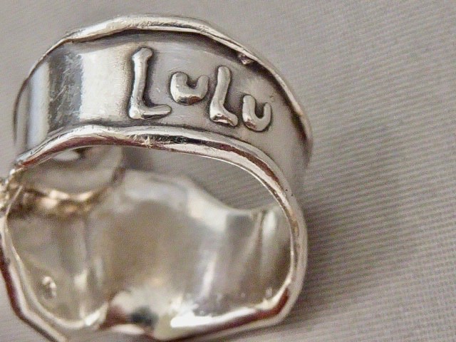 DESIGNER LuLu MODERNIST DESIGN STERLING SIVLER BAND RING SIZE 7.5 RING