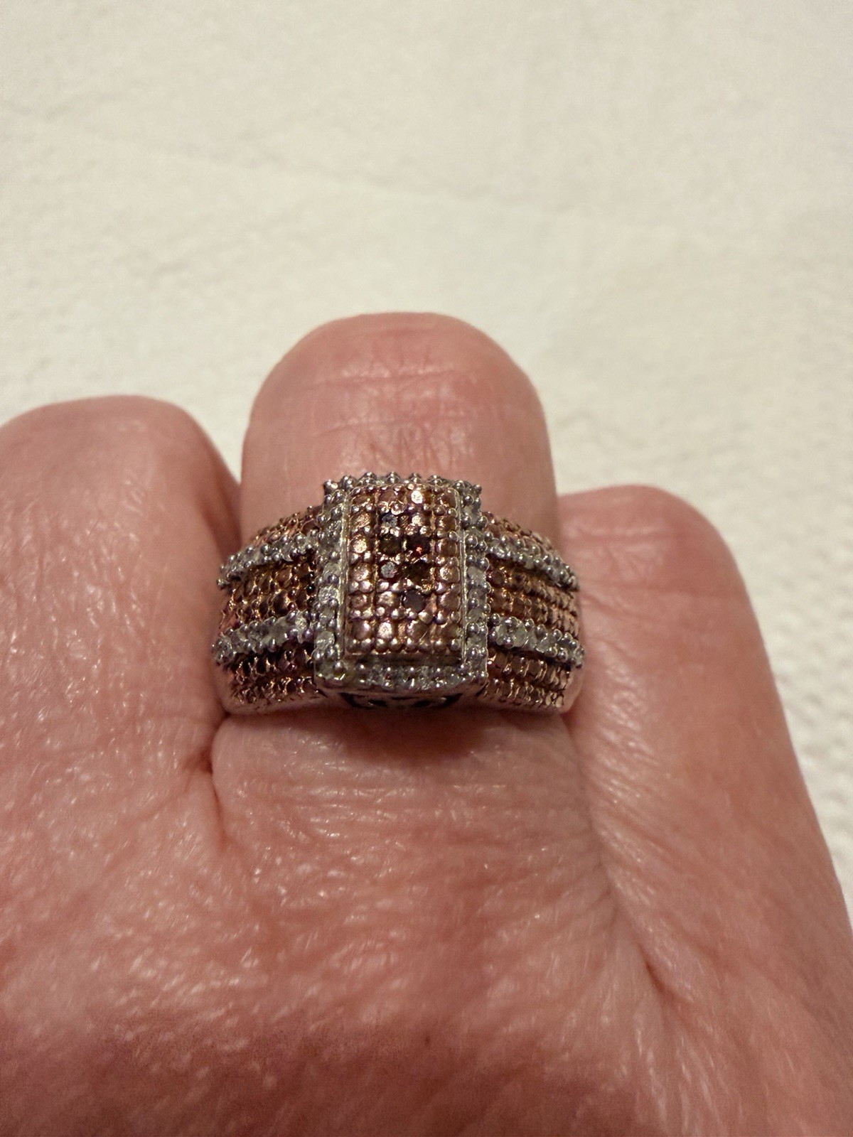 Vtg 925 SterSilver Diamond Pave’ Sz 9-5g Gorgeous Ring!