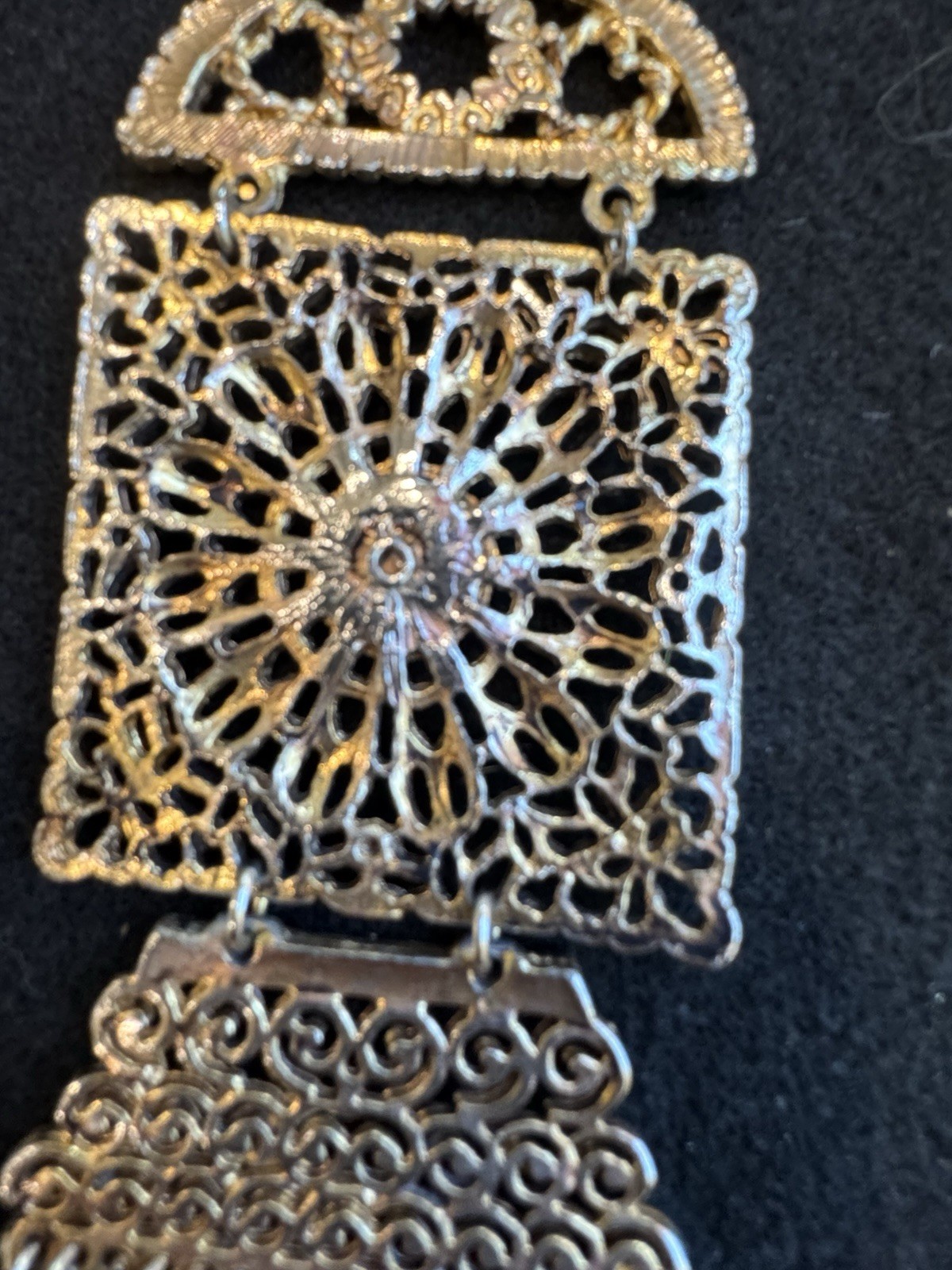 Vintage 1970’s Goldette Etruscan Waterfall Necklace