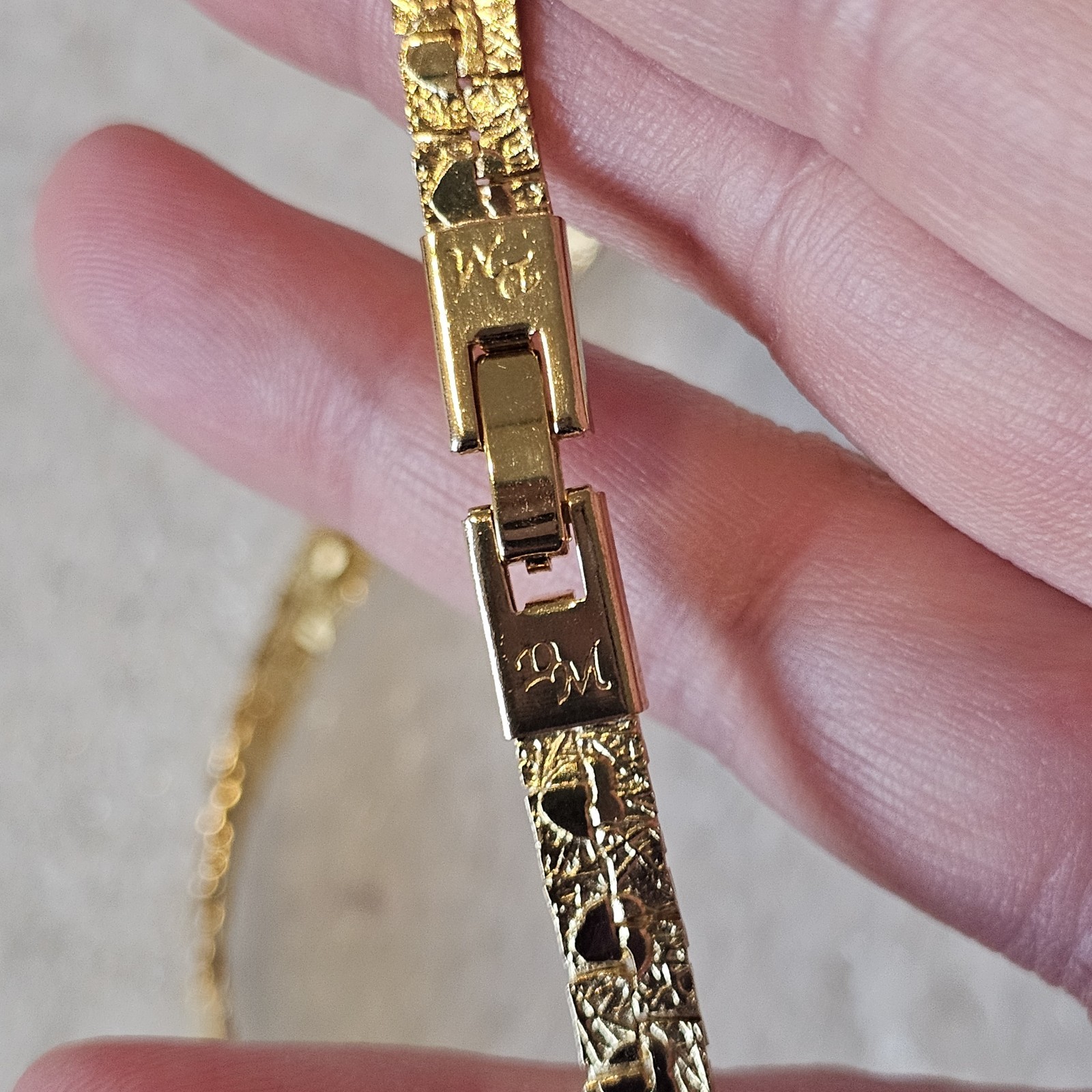 VTG Gold Plated Flat Chain Necklace Nugget Textured Heart Reversible Signed 20″