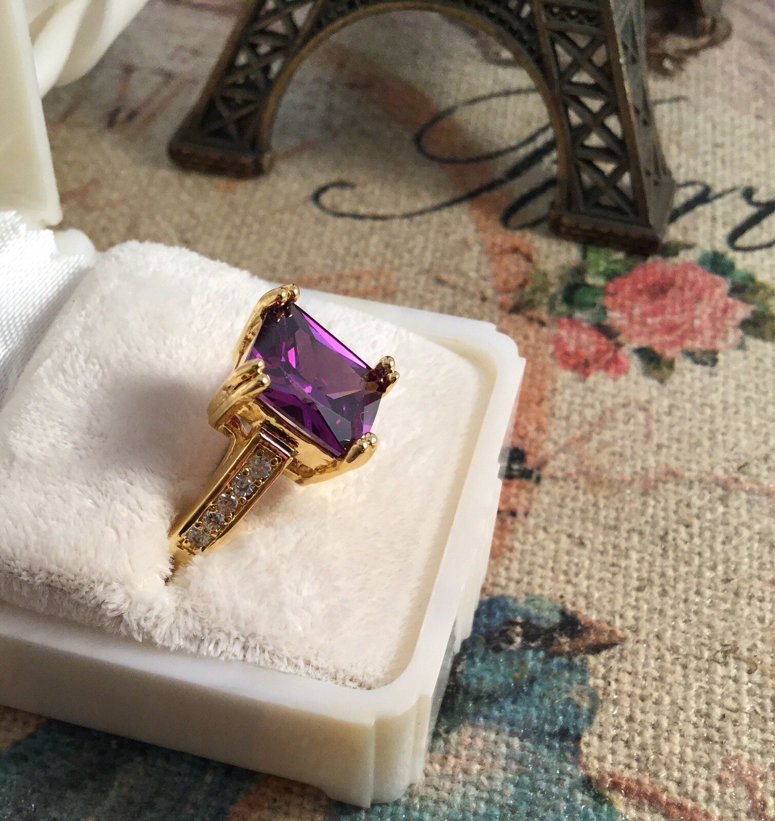 Vintage Jewellery Gold Ring Amethyst White Sapphires Antique Deco Jewelry size 8