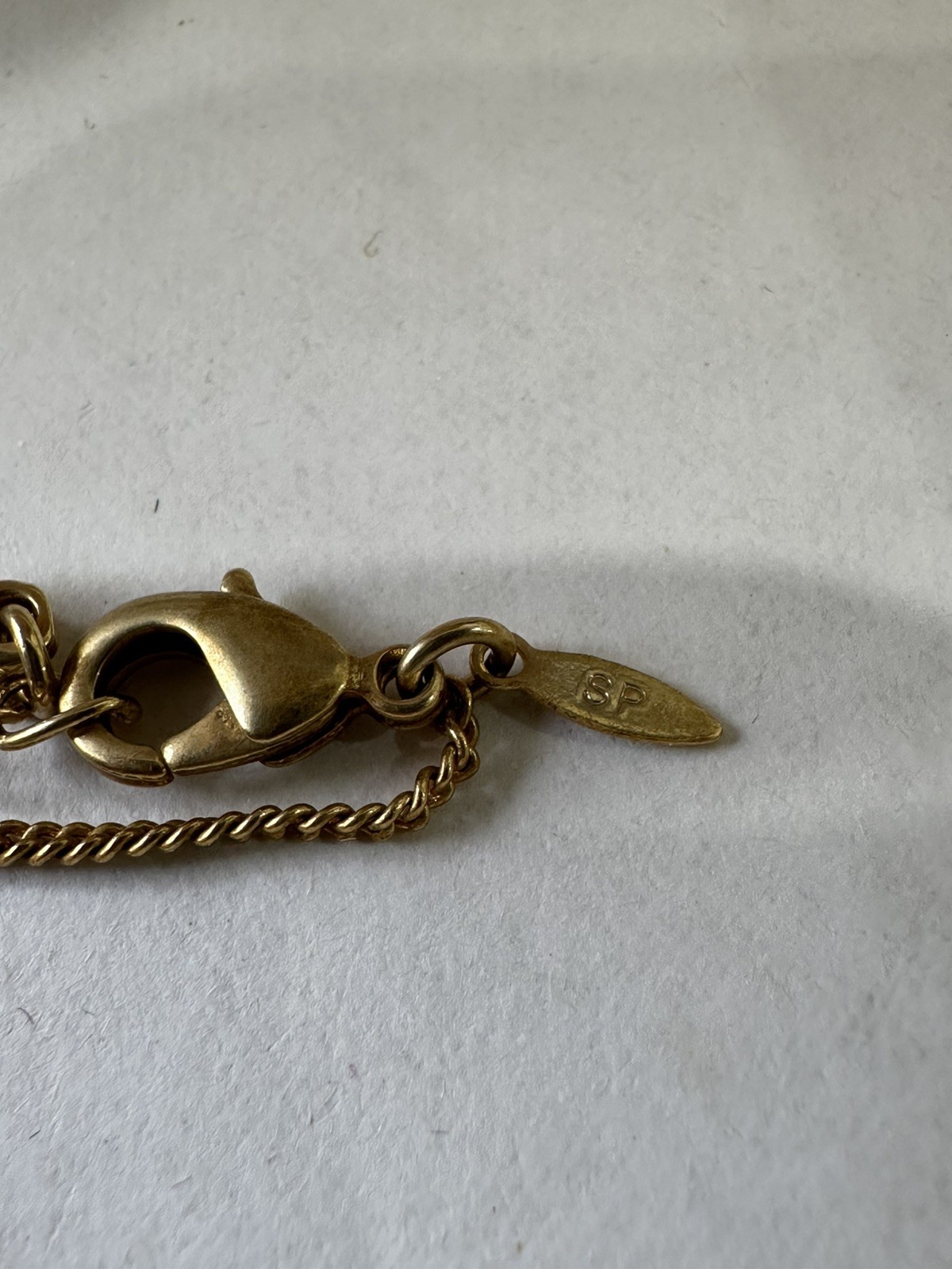 Vintage AVON Gold Tone Rhinestone Open Floating Heart Pendant Necklace w/ Box