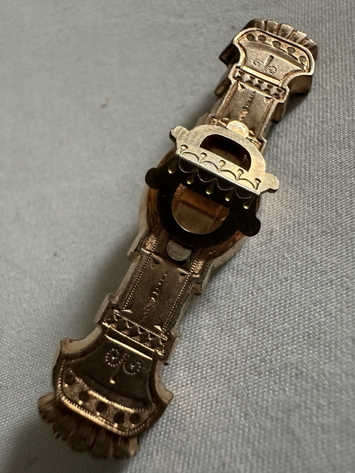 Antique Victorian Gold Filled Etched Bar Brooch