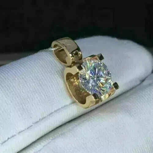 Round Cut Lab Created Diamond Woman Pretty Gift Pendant 14K Yellow Gold Finish