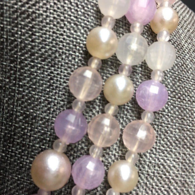 Graduated Triple Strand Necklace Lilac Purple Pearl Silver Round Faceted Vintage