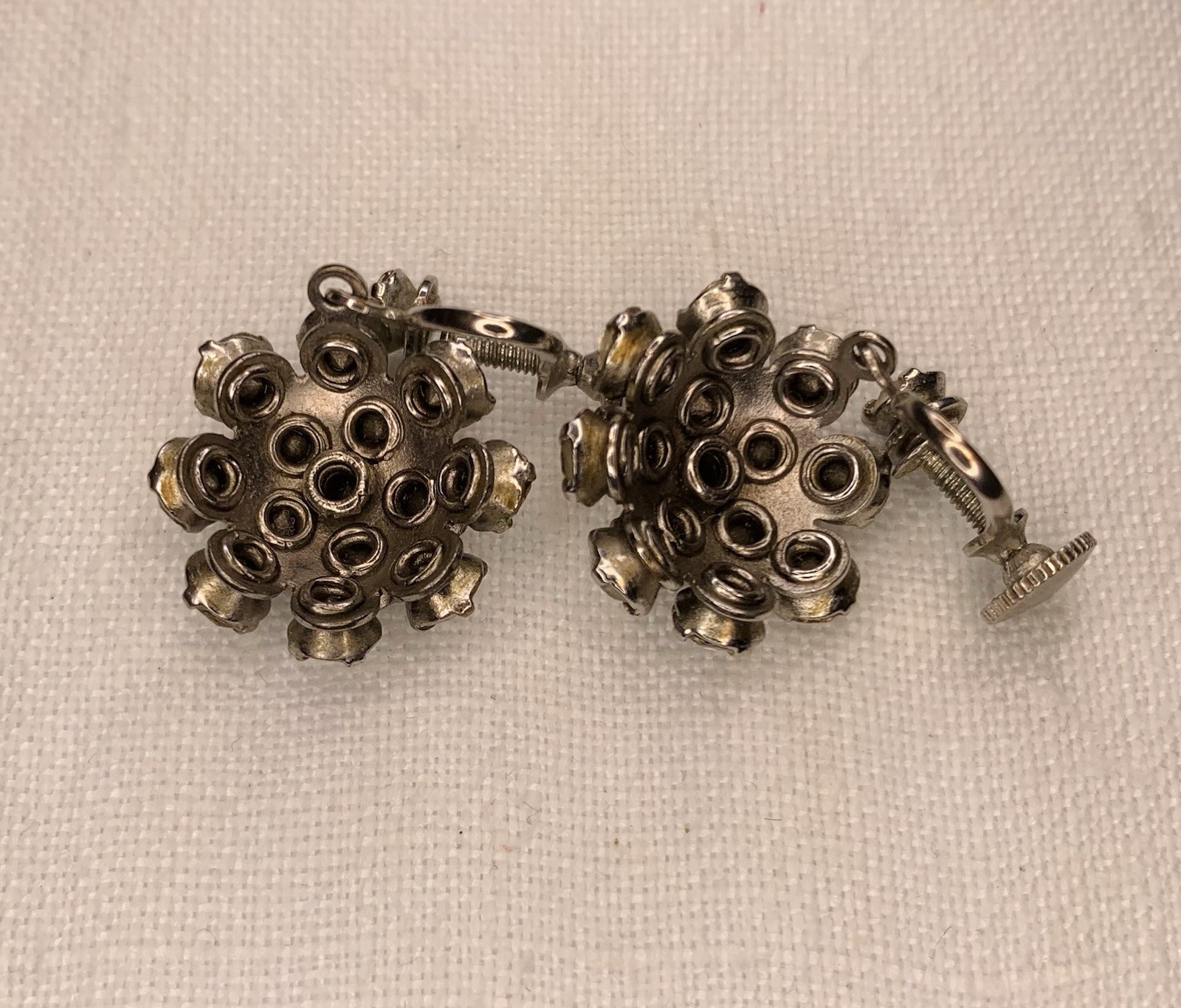 Vintage MCM Silvertone Rhinestone Cluster Prong Set Screw Back Dangle Earrings
