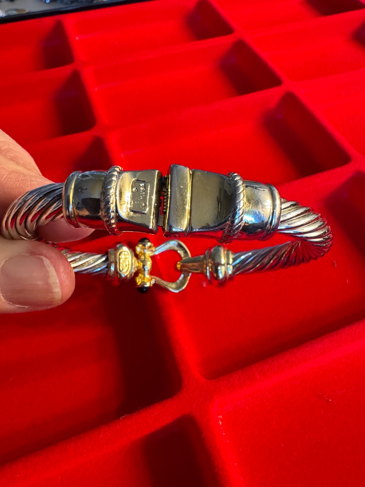 Vintage TJ 2-Tone Twisted Cable Renaissance Hinged Bangle Bracelet