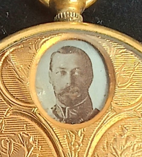 Early Gold Filled Unusual Mechanical Miniature Royalty Photos Locket Pendant