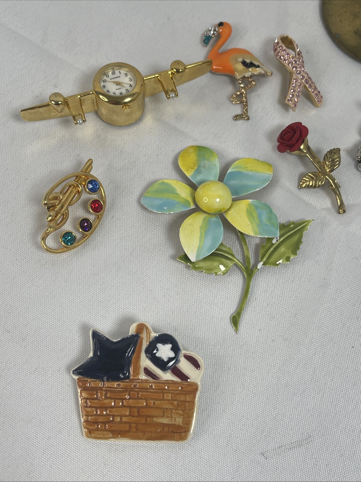 Lot Of Vtg Earrings Lisner Multicolor Faux Pearl Japan Hong Kong Avon Brooch