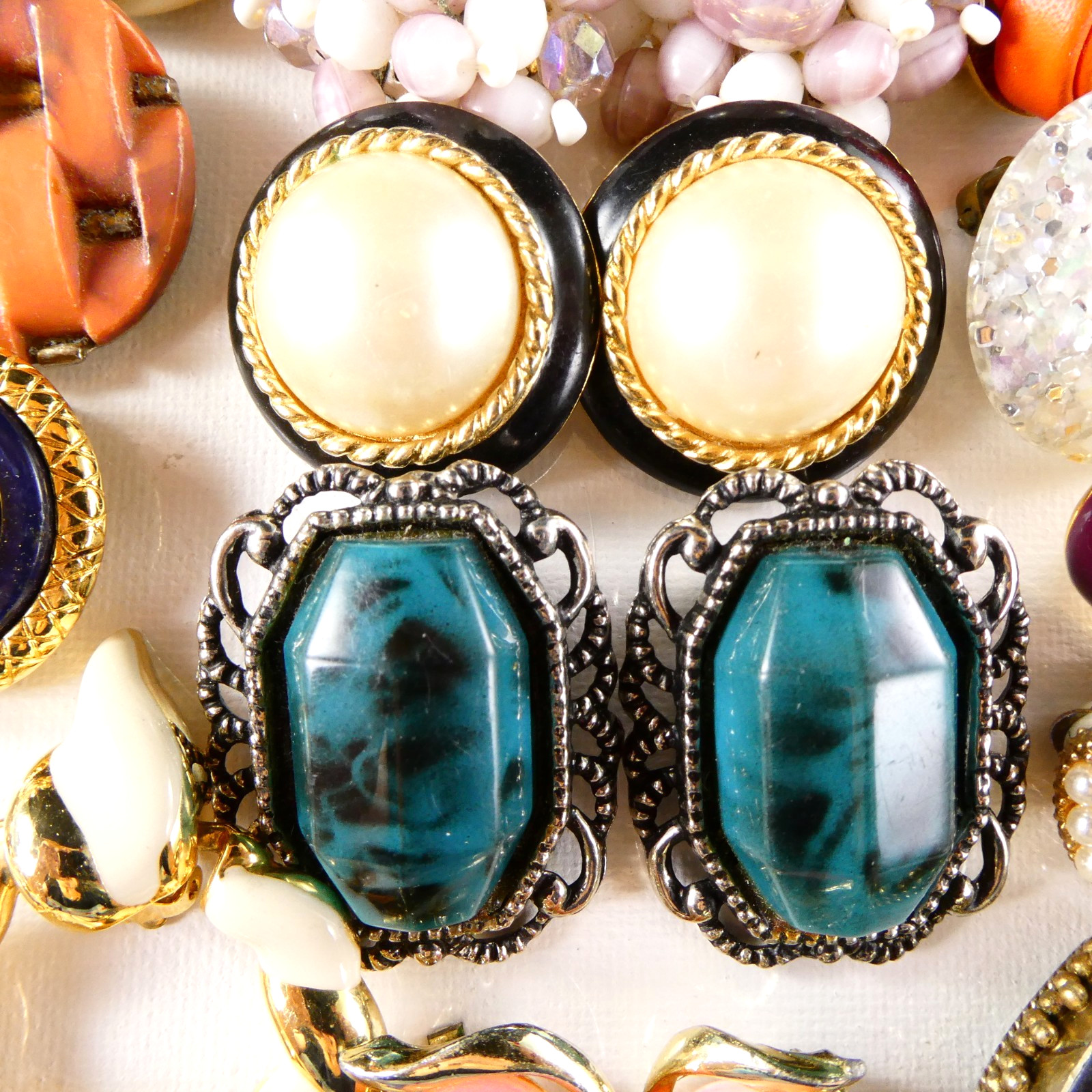 Vintage Clip On Earrings Jewelry Lot 26 Pairs Some Signed Napier Coro Carolee