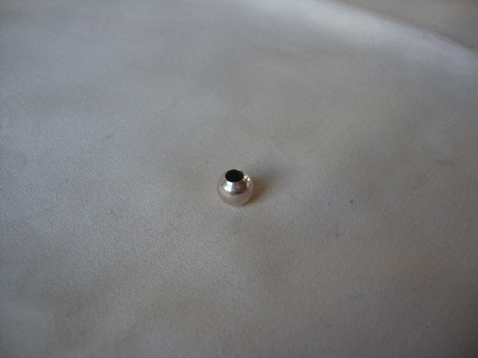 VINTAGE 1980s 8MM ROUND STERLING SILVER 925 FINE CRAFT BEAD W/ 3MM HOLE