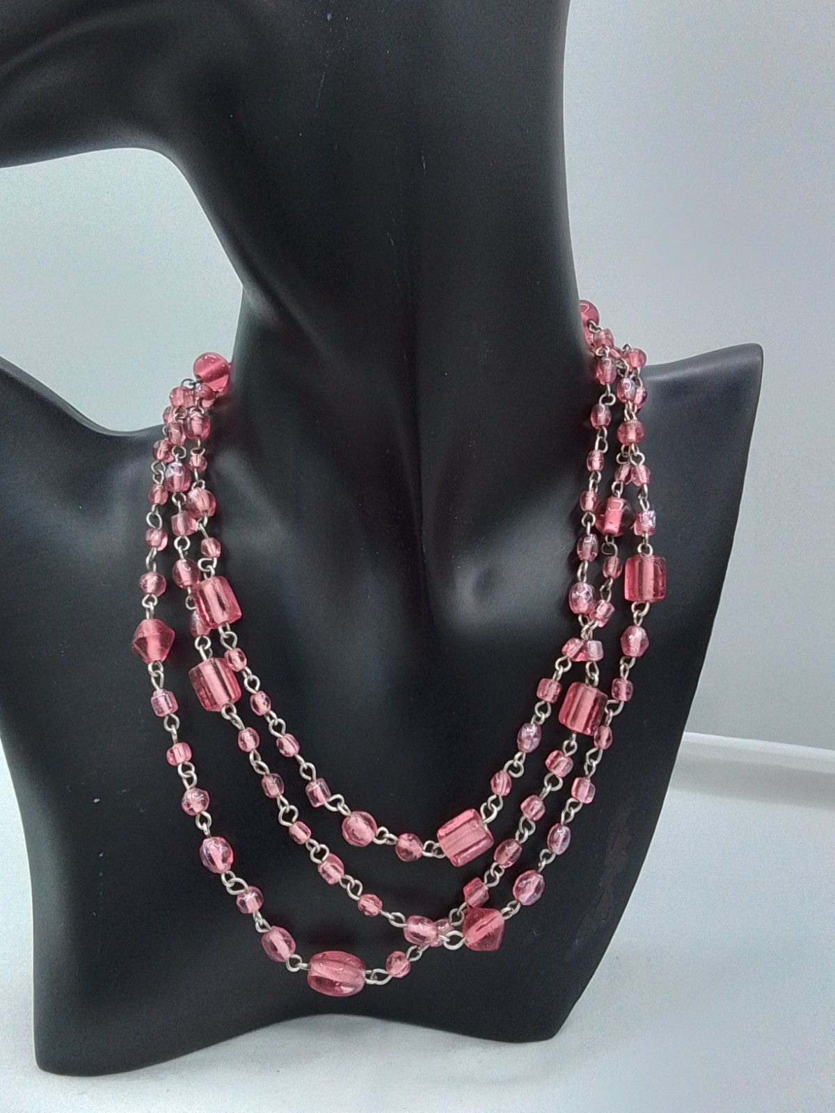 46″ PINK ART GLASS VINTAGE ESTATE NECKLACE CUBE & ROUND SHAPE BEADS CHAIN LINKED