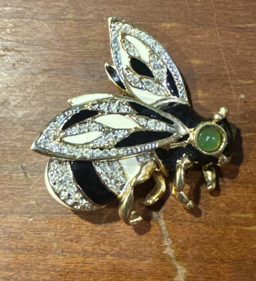 Vintage Kenneth J Lane Bee Brooch Black & White Enamel, Crystals, Green cabochon