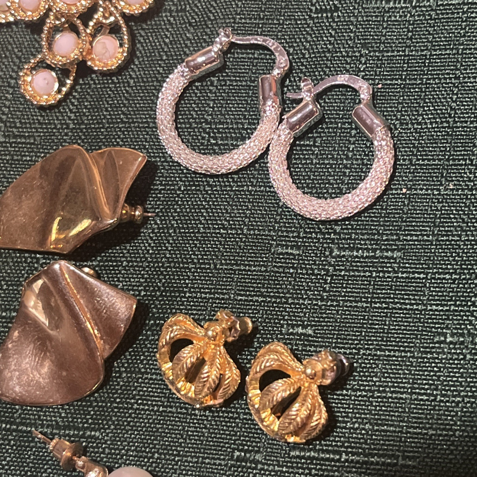 Women’s Vintage earrings Lot Gold Tone Silver Tone Some Name Brands Pierced 18