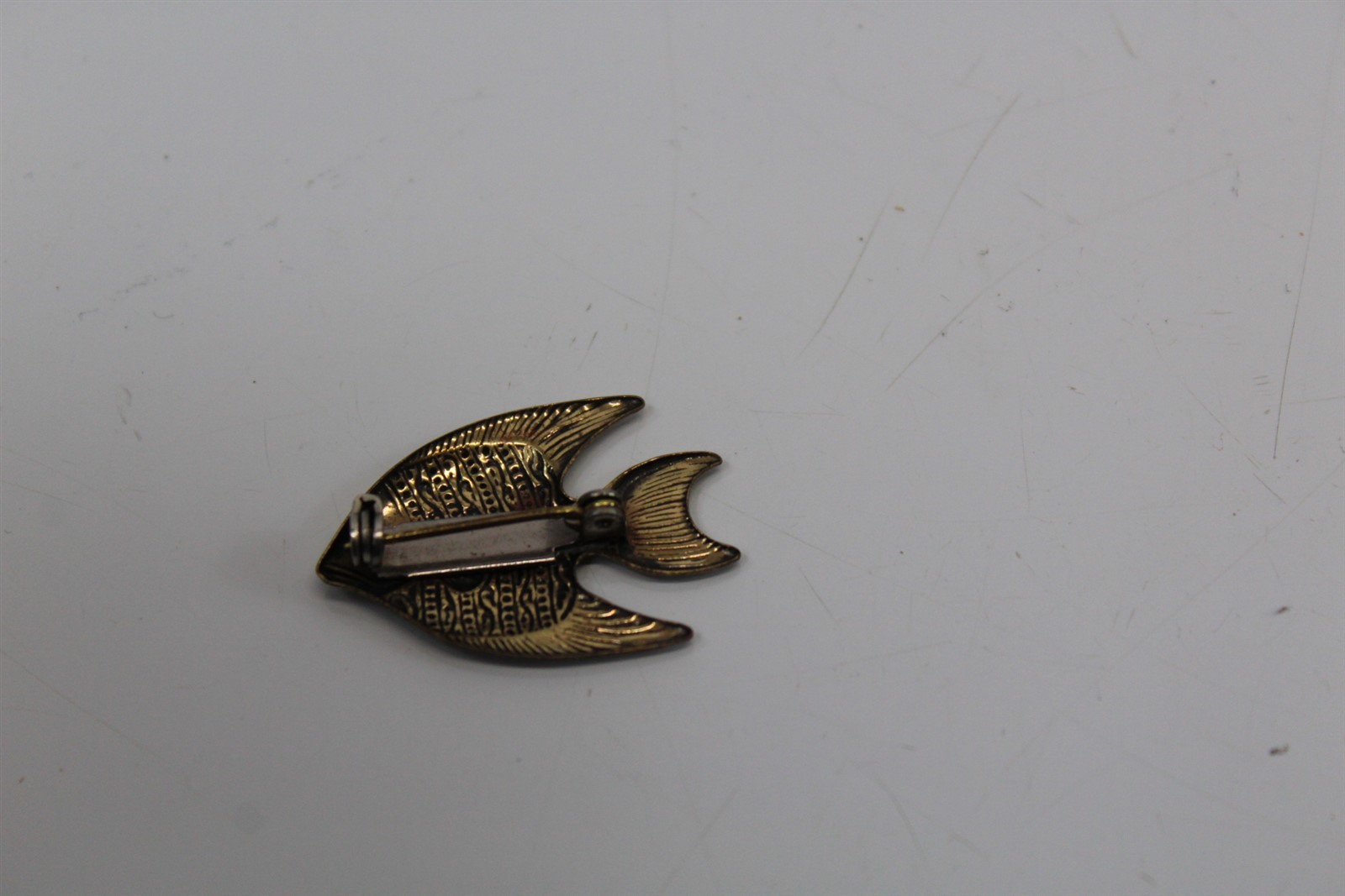 Brooch Gold-Tone Alloy Fish Design Vintage