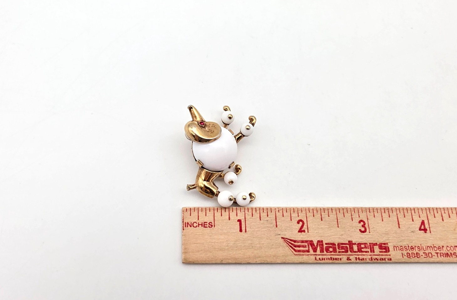 VINTAGE TRIFARI ALFRED PHILIPPE WHITE BEADED FRENCH POODLE DOG PIN/BROOCH AS IS!