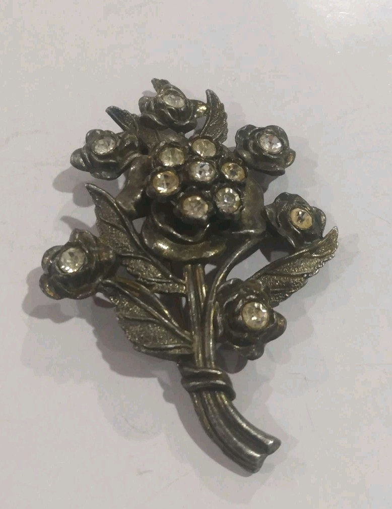 Little Nemo Rhinestone Brooch 1940s Clear Gun Metal Tone VTG Floral Bouquet 3.5″