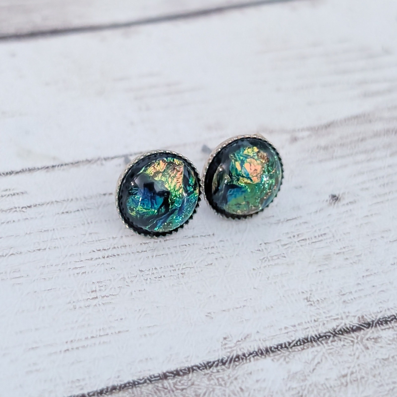 Vintage Stud Earrings Small & Unusual Dichroic Glass? – Tarnished