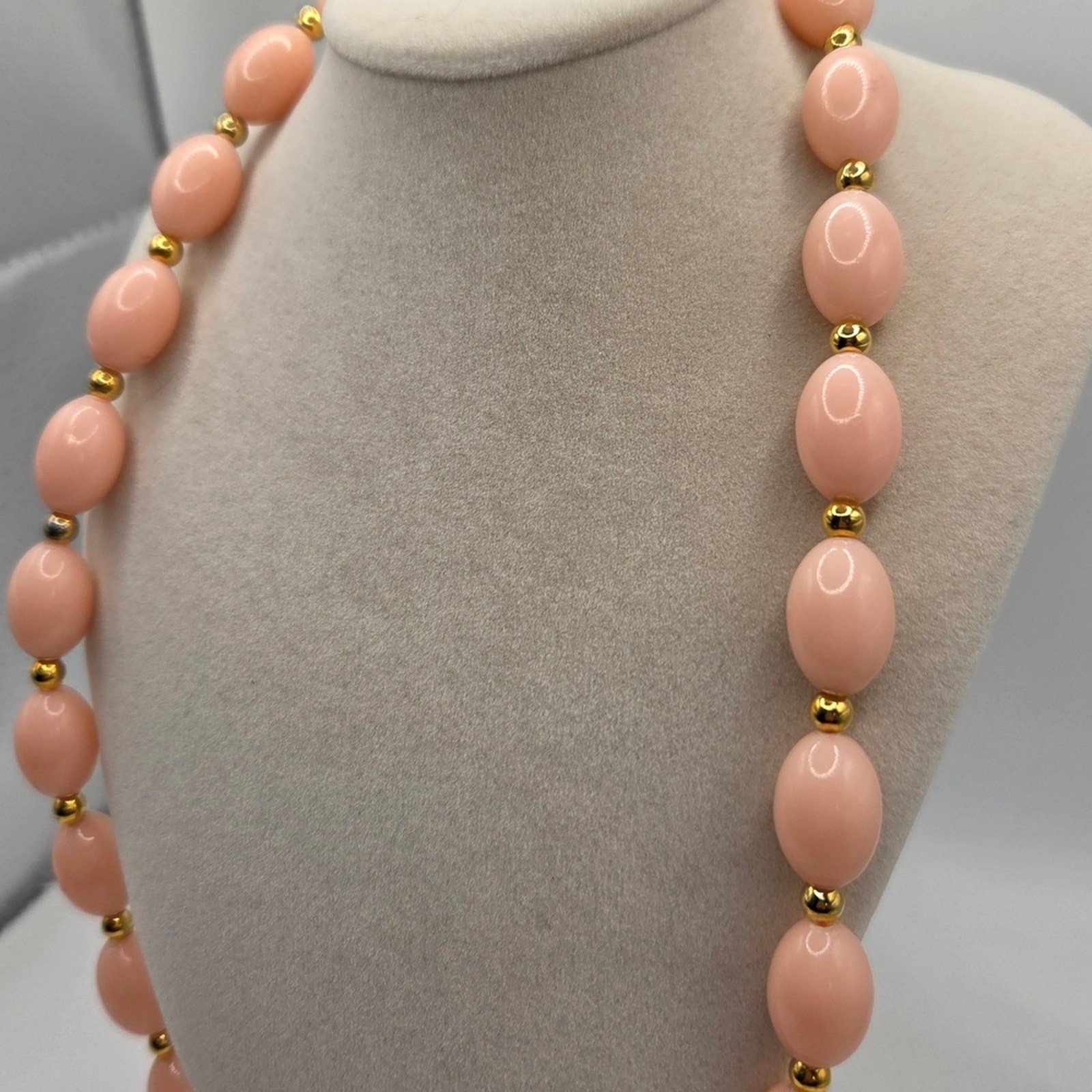 Vintage Pink and Gold Beaded Necklace