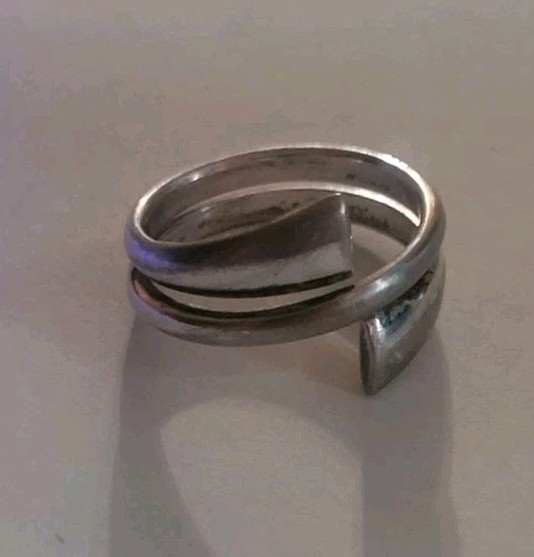 Estate RING MA Sterling Silver 925 Coil Wrap Bypass Band Size 7 Signed