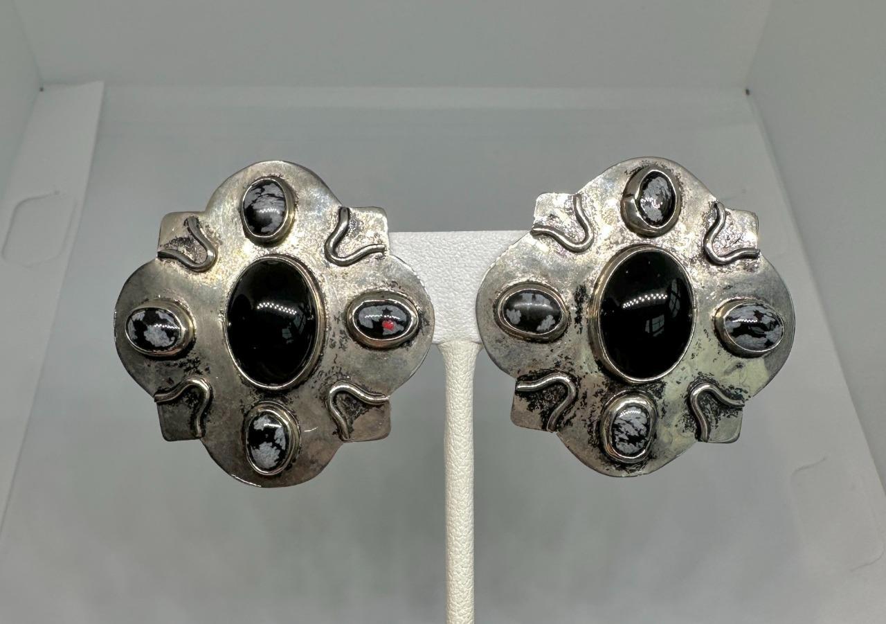 Vikki Carr Estate Native American Onyx Agate Silver Earrings Certificate Authent