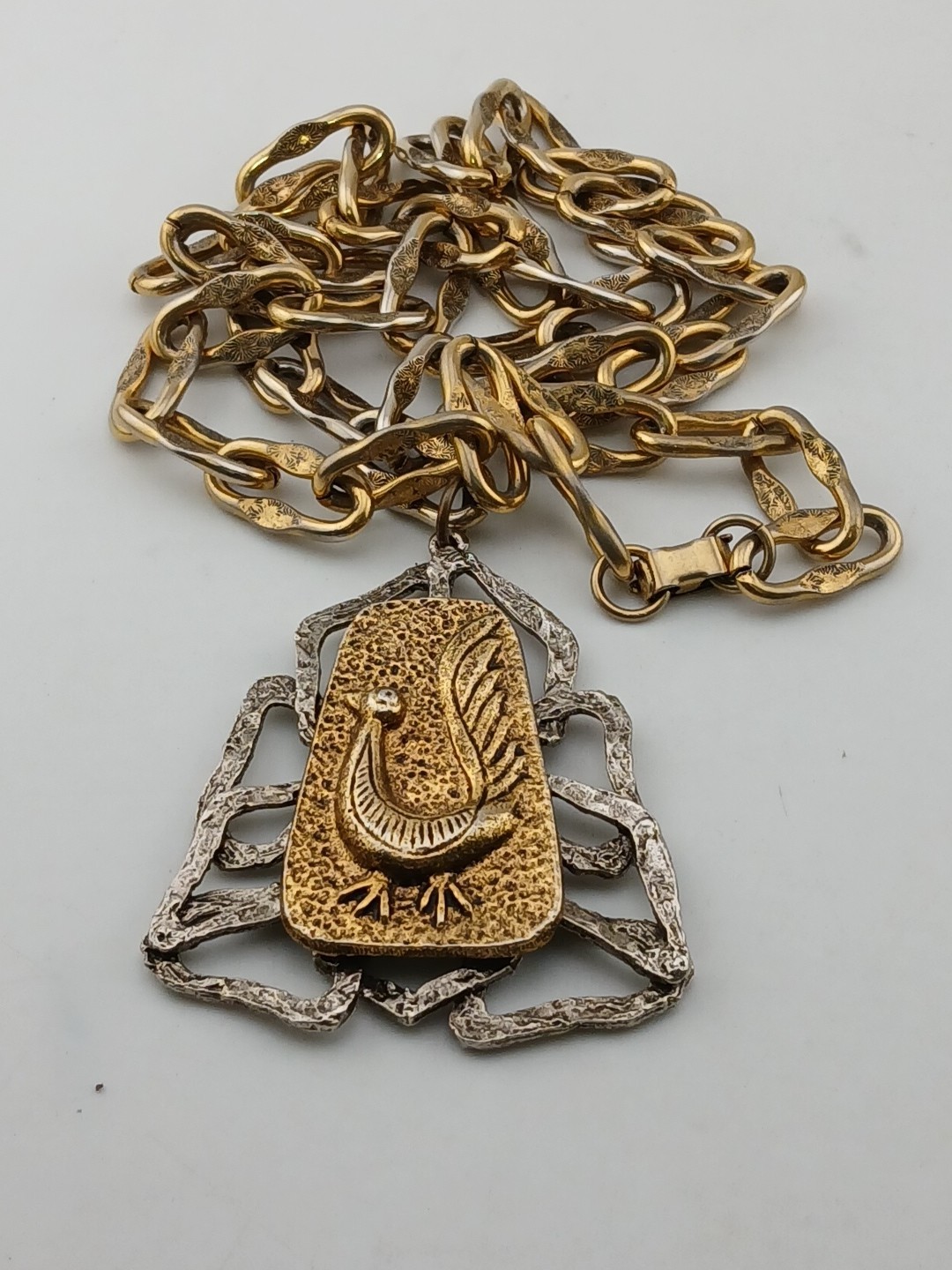 RARE SIGNED ART TWO TONE Brutalist hammered bird design pendant necklace