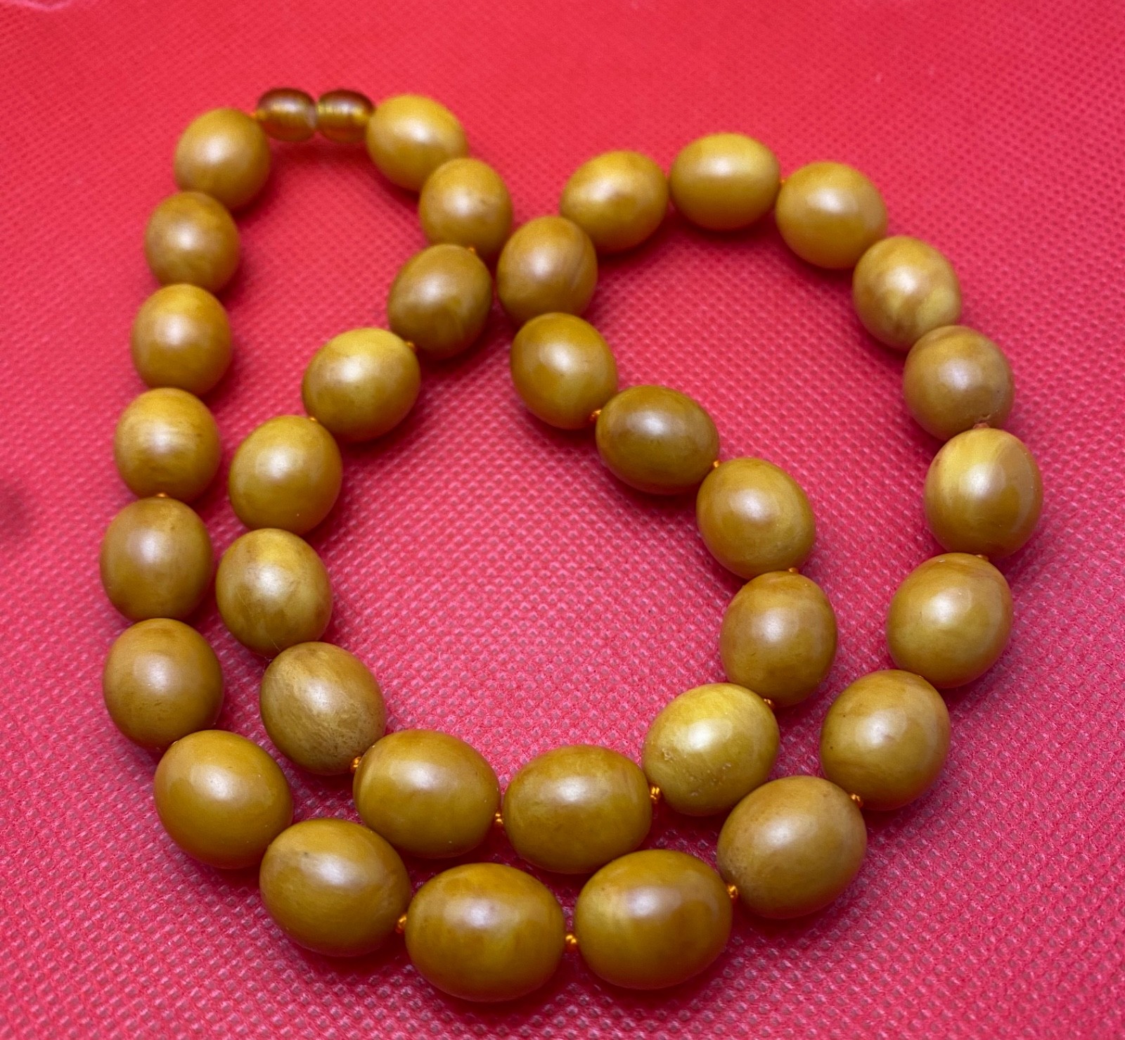 Old Baltic Amber Vintage Neclace Natural Pressed Cogniac 34 Olive Beads 41.6 gr