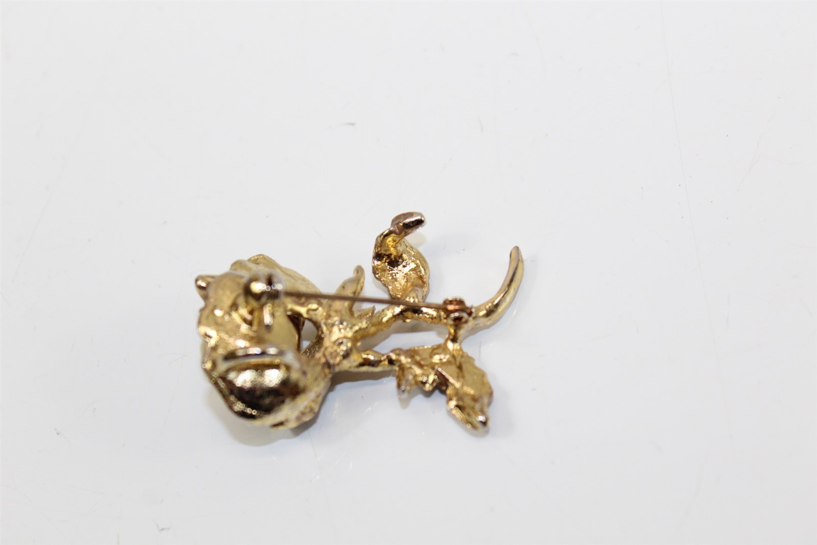Brooch Gold-Tone Alloy Floral Design With Seed Pearl With Pendant Loop Vintage