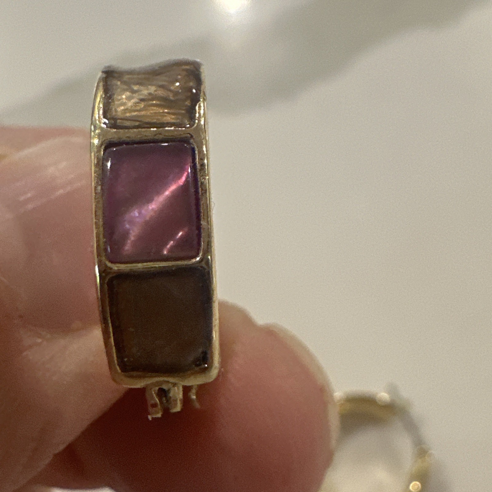 Liz Claiborne “LC” Signed Multi-Colored Glass Stone Gold Hoop Earrings VTG