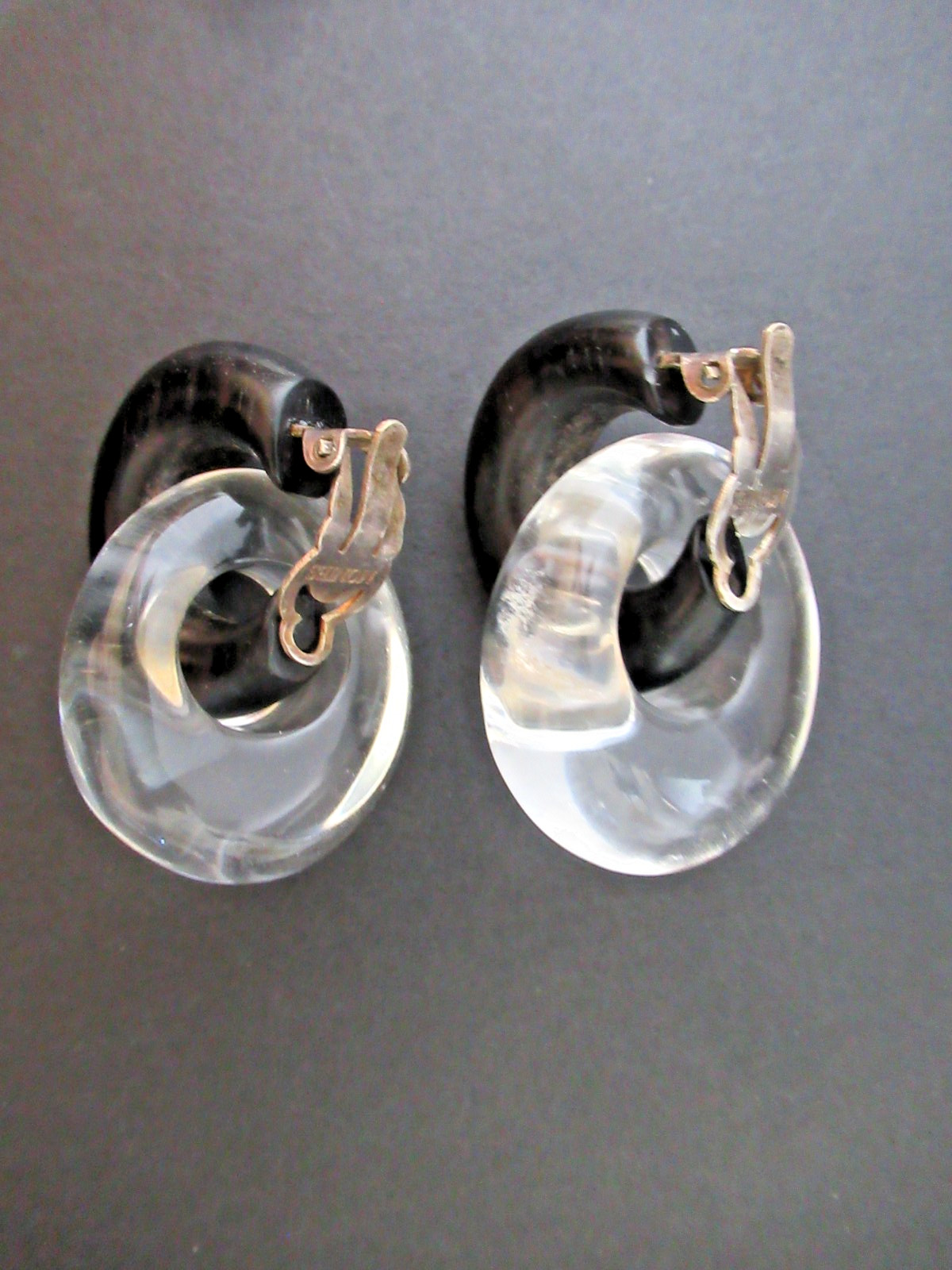 Vintage Gerda Lynggaard/Monies Wood & Acrylic Door Knocker Clip On EARRINGS