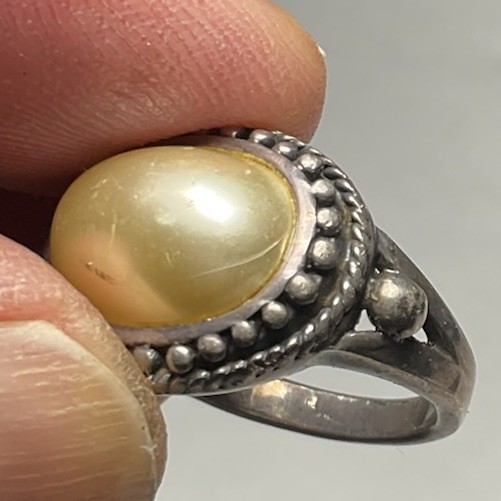 1920’s Art Deco Ring Sterling Silver 925 Faux Pearl Size 6 .75, 4,5 Grams