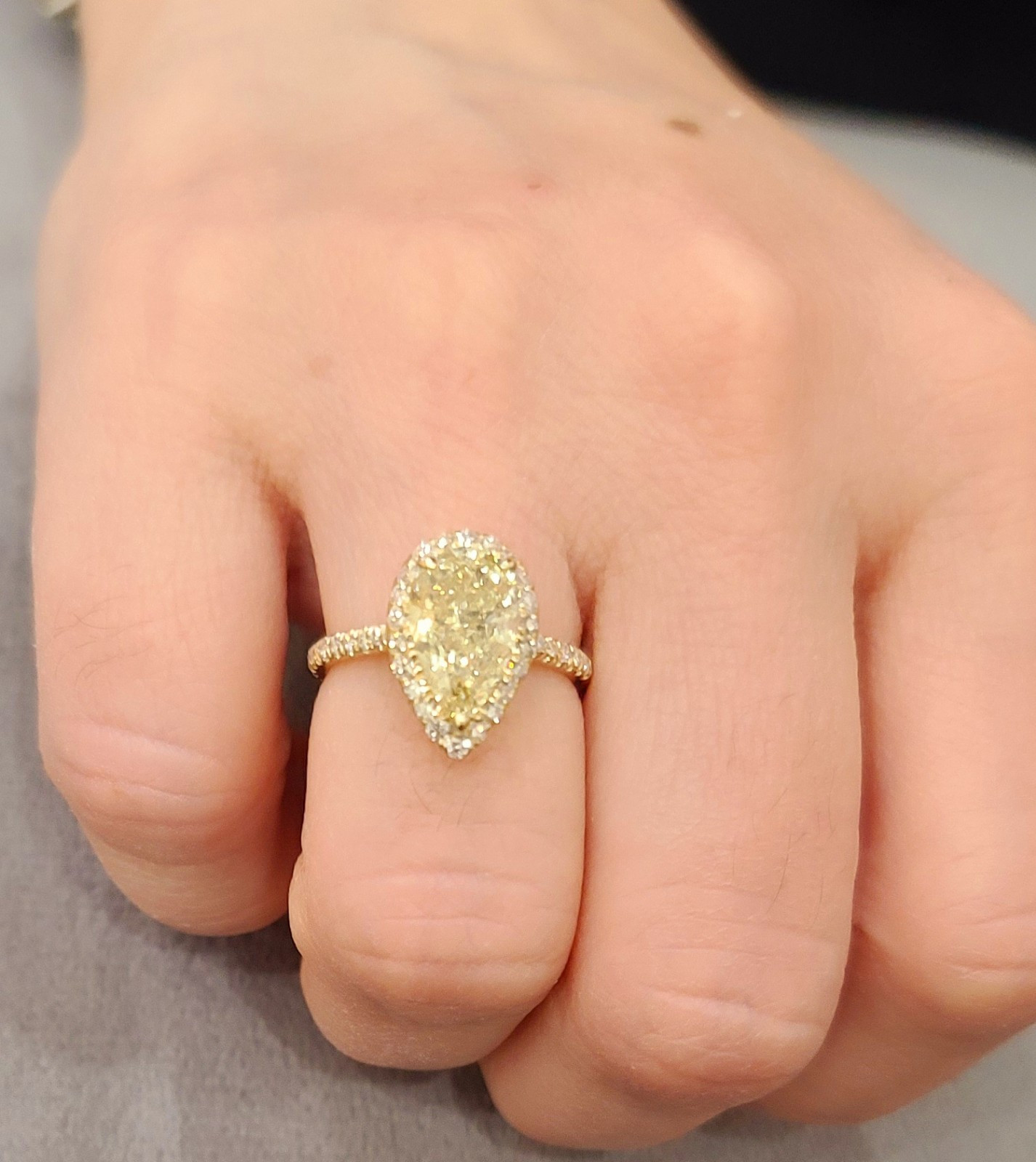 14k Yellow Gold Engagement Ring 2.50CT. Natural Pear cut Yellow Diamond GIA Cert